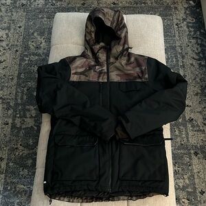 686 Men’s Large Snowboarding/Ski Jacket